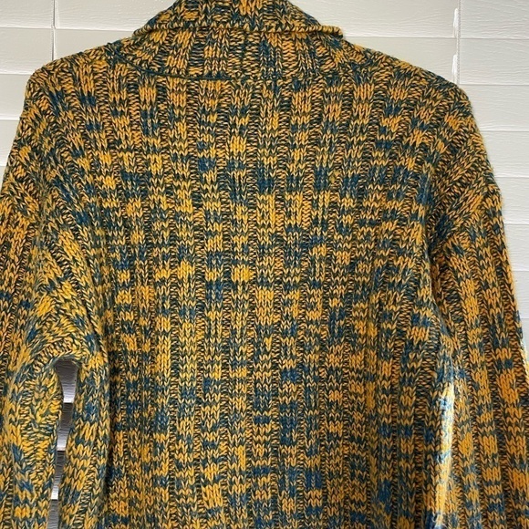 Urban Outfitters Turtleneck Knitted Sweater size XS - Picture 8 of 9